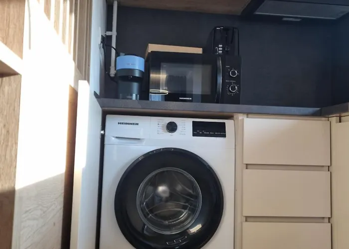 Sunrise Breeze Apartment